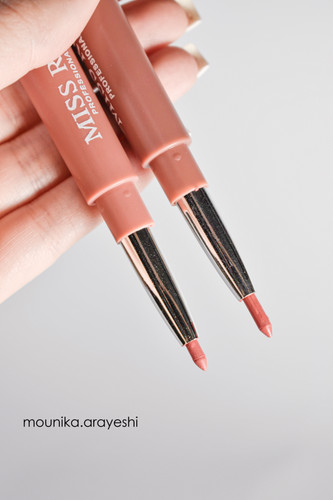 مناسب برای زیبا ترین خط لب